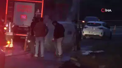 Ölümden saniyelerle kurtuldu: Ataşehir'de alev topuna dönen araçtan geriye bu görüntüler kaldı