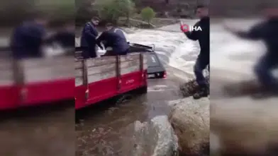 Sarıçay Deresi taştı: Saniyeler kala gelen ses kaderlerini değiştirdi