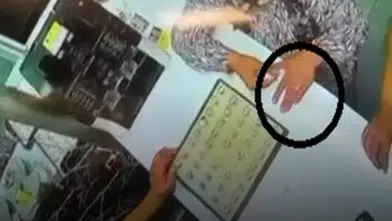 Kuyumcunun gözünün içine baka baka yaptılar: O saniyeler kamerada!