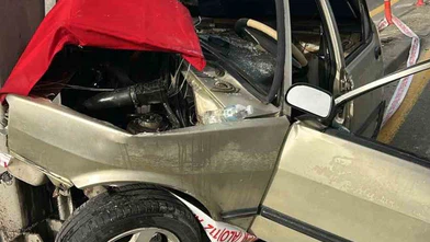 Tren garı önünde can pazarı... Ankara’da genç sürücü bariyere ok gibi saplandı!