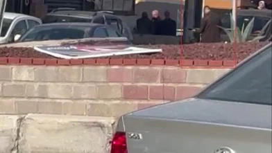 Genç yaşta büyük skandal... Pompalı tüfekle gövde gösterisi yaptı, sokak savaş alanına döndü!