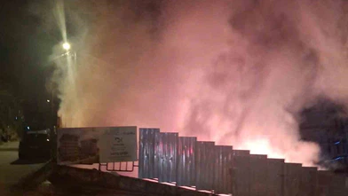 Üsküdar’da şantiyede işçilerin kaldığı konteynerlerde yangın