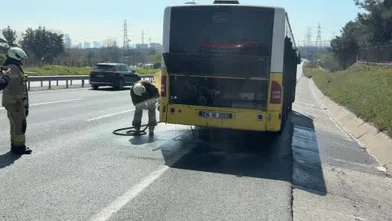 Eyüpsultan’da can pazarı! İETT otobüsü alevlere teslim oldu