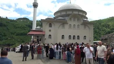 2 asırlık gelenek çocukların bayram sevincine dönüşüyor