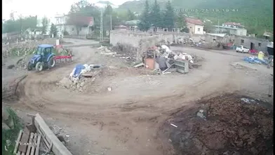 Kayseri'de dehşet anları! Otobüsten indi, adımını attığı an... Kaza anı kamerada!