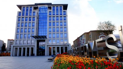 Galata'ya bahar geldi