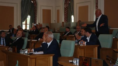 Seçim süreci Meclis'i gerdi