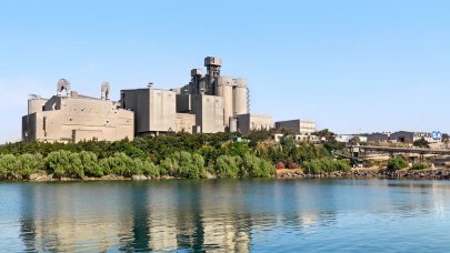 Akçansa Çanakkale Fabrikası ‘Kaynakların Sorumlu Kullanımı Sertifikası’nı altın seviyede yeniledi