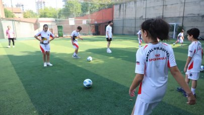 Kartal Belediyesi Yaz Spor Okulu açıldı