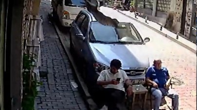 Üzerine 10 kilo ağırlığında 'Fırfır' düştü: Kayıplara karıştı