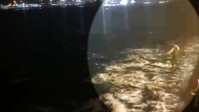 Vapurdan atlayan yolcuyu Sahil Güvenlik kurtardı