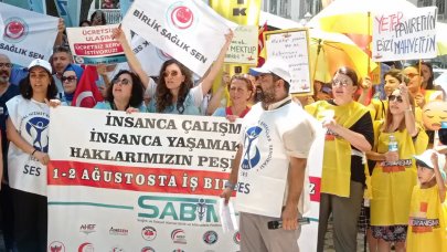 Sağlık çalışanları nefes alamıyor!