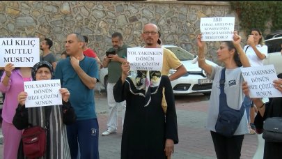 5 blok ve 245 daireden oluşan siteye tahliye kararı: 'Bizim canımızı tehlikeye atan belediyenin kendisi'