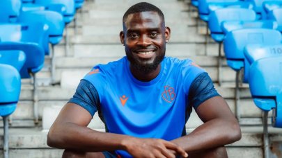 Kasim Adams Nuhu kimdir, kaç yaşında ve hangi takımlarda oynadı?