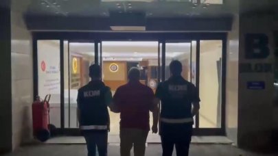 Hastalarından bıçak parası isteyen doktora gözaltı: Odasında 275 bin lira bulundu