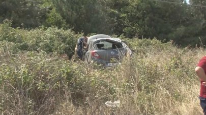 Otomobil takla attı: Sürücüler yardımına koştu