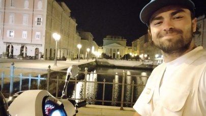 İki teker üstünde 10 günde 5000 kilometre yol katetti