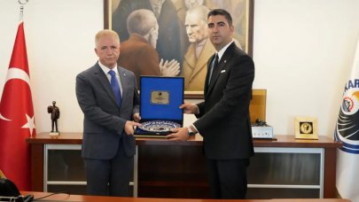 İstanbul Valisi Davut Gül’den Kartal Belediyesi’ne ziyaret