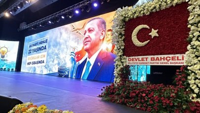 Bahçeli’den AK Parti'nin kuruluş yıl dönümü için özel çiçek aranjmanı