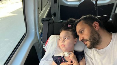 SMA'lı Ebrar'ın 7 cihaza bağlı yaşam mücadelesi: 'Kritik bir noktadayız'