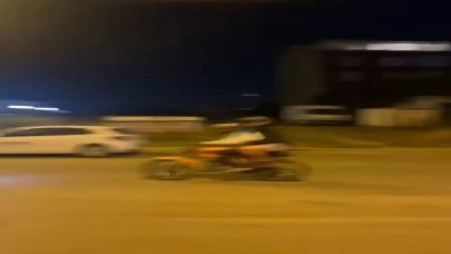 Polis ile ehliyetsiz motosikletli arasında kovalamaca