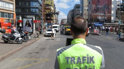 Dron destekli yaya geçidi denetimi