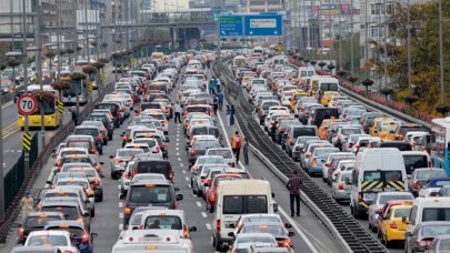 Okullar açıldı: Trafik yoğunluğu yüzde 62'lere çıktı