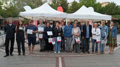 Nazım Hikmet şiirlerle anıldı