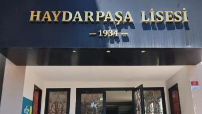 Haydarpaşa Lisesi yıkılıyor! Binayı yıkan hurdayı alacak
