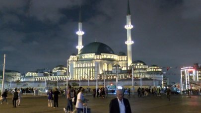 Mevlit Kandili'nde camilerde yoğunluk oluştu