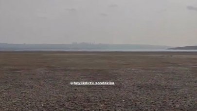 Yağışlar da fayda etmedi… Büyükçekmece Gölü kuruyor..