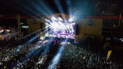 Valilik alkolü gerekçe gösterdi:  Çukurova Rock Festivali yasaklandı