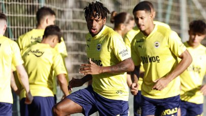 Fenerbahçe günü çift antrenmanla tamamladı