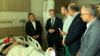 Vali Gül'den hafriyat kamyonu çarpması sonucu yaralanan polis ve bekçiye ziyaret