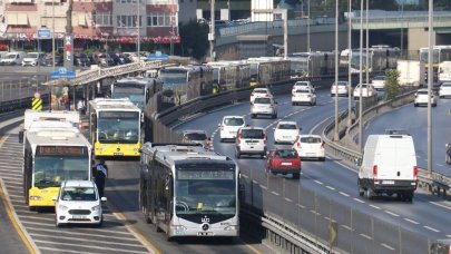 Toplu ulaşımda kredi kartıyla ödemede indirim