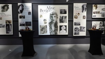 100’üncü yıla özel ‘Cumhuriyet’in Öncü Kadınları Sergisi’ açıldı