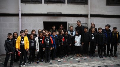 Atatürk doğduğu evde de anıldı