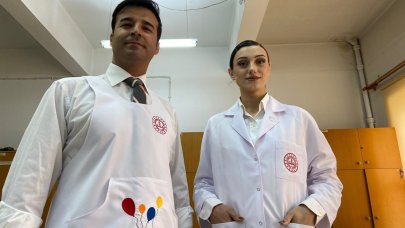 MEB hazırladı: İşte öğretmenlere hediye edilecek önlükler