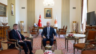 TBMM Başkanı Kurtulmuş ile Davutoğlu bir araya geldi: Görüşmede neler konuşuldu?