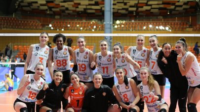 Eczacıbaşı Avrupa'da 2'de 2 yaptı!