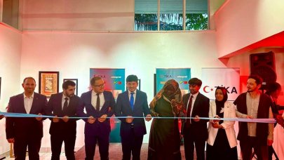 'Hat Eserleri Koleksiyon Sergisi' sanatseverlerle buluştu