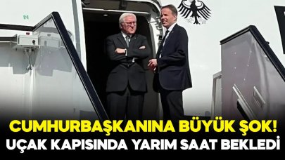 Cumhurbaşkanı, uçak kapısında yarım saat Katarlıları bekledi