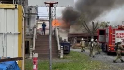 Tarihi köşkte yangın!