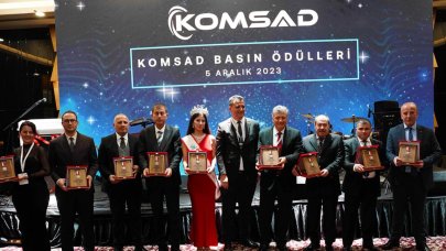 KOMSAD'dan başarılı gazetecilere ödül