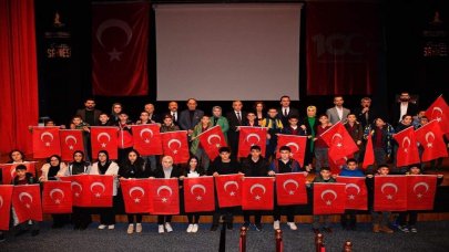 Şehit öğretmen Aybüke Yalçın'ın hayatını anlatan film Sancaktepe'de gösterildi