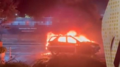 Park halindeki cip alev alev yandı