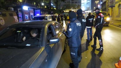 İstanbul'da helikopter destekli  'Huzur İstanbul' denetimi: Araçlar didik didik arandı