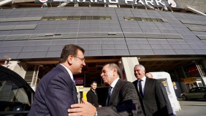 Ekrem İmamoğlu, Dursun Özbek’i ziyaret etti