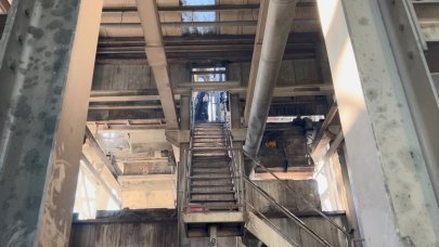 Bakım için beton santraline giren işçi öldü