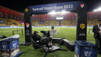 Fenerbahçe ve Galatasaray’ın saat kaçta İstanbul’a döneceği belli oldu!